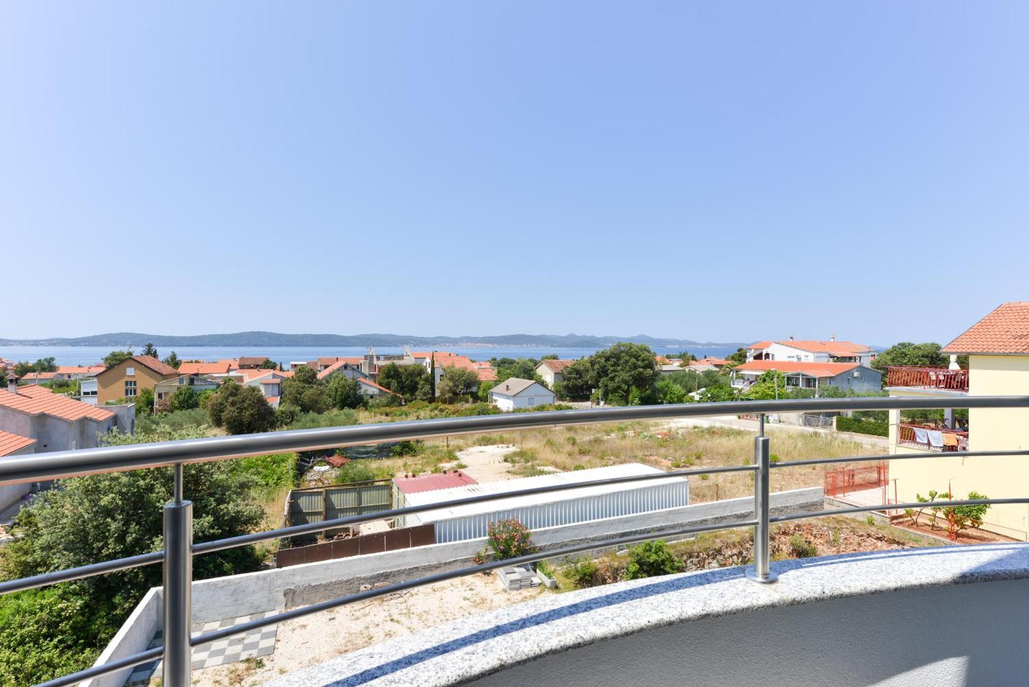 Apartmani Martin Mit Beheiztem Pool With Heated Pool Bibinje Exterior foto