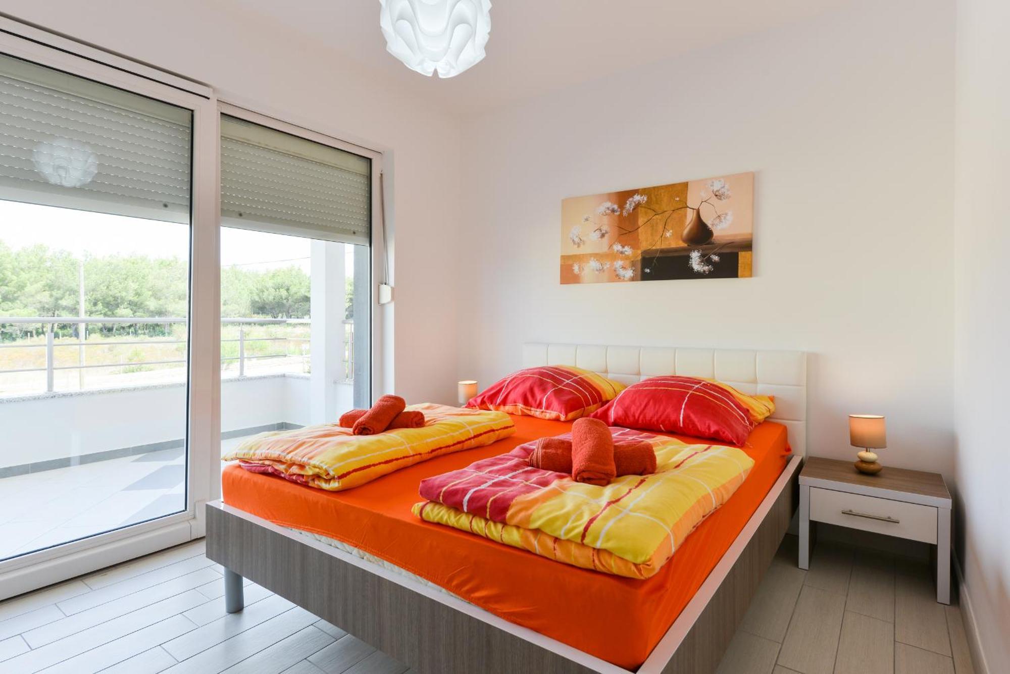 Apartmani Martin Mit Beheiztem Pool With Heated Pool Bibinje Exterior foto