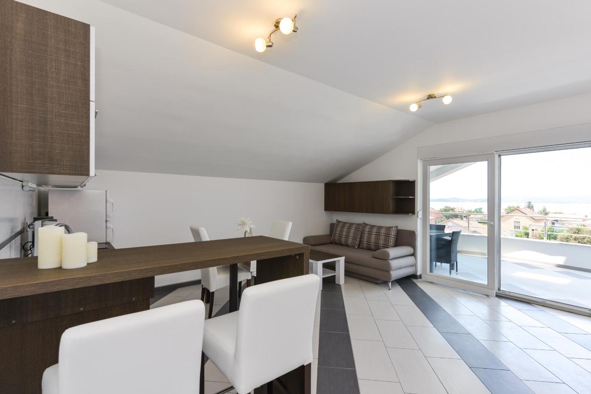 Apartmani Martin Mit Beheiztem Pool With Heated Pool Bibinje Exterior foto